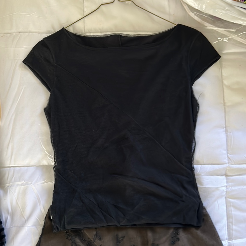 Laundry by Shelli Segal black shirt and skirt set